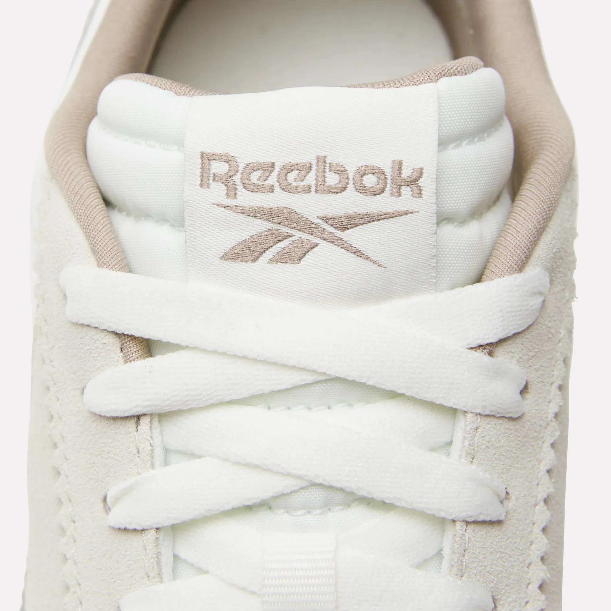 R100 Shoes