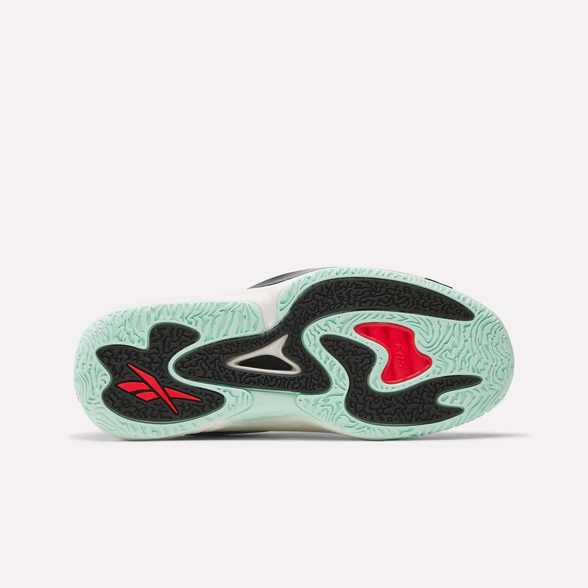 Engine A 26 Basketball Shoes