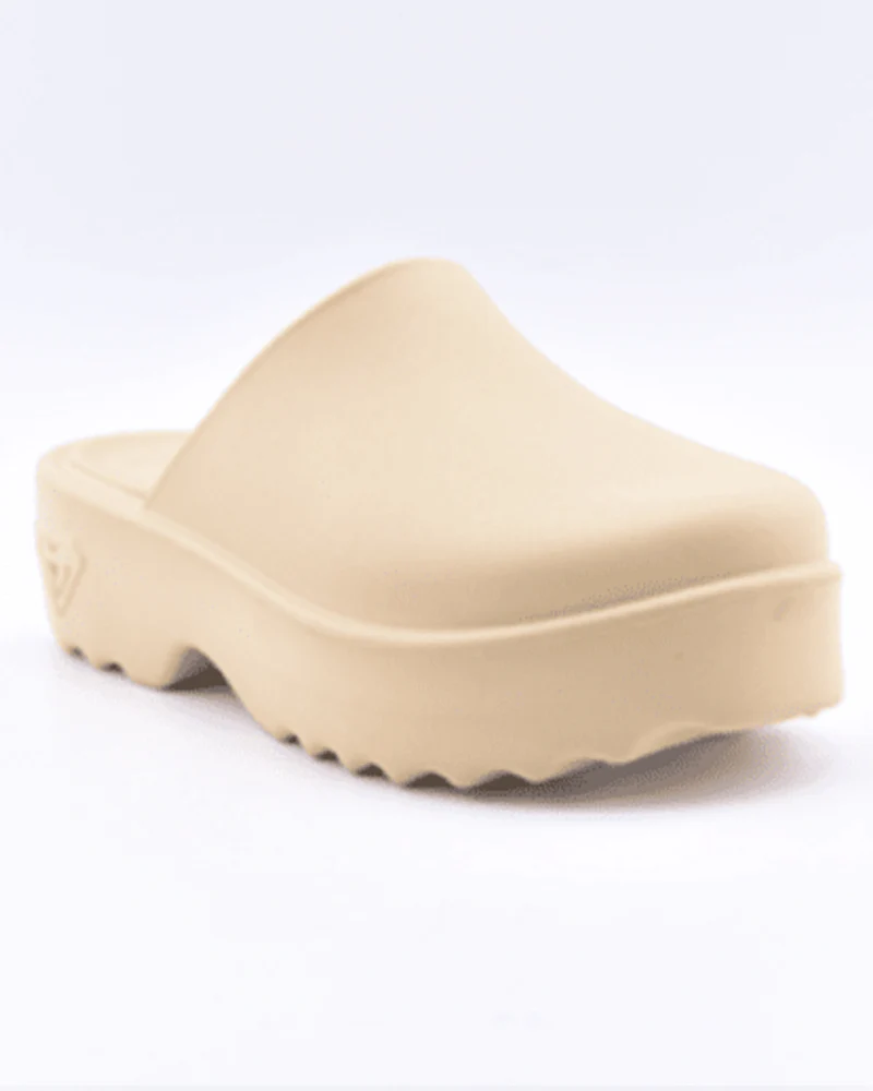 Maddy Clog