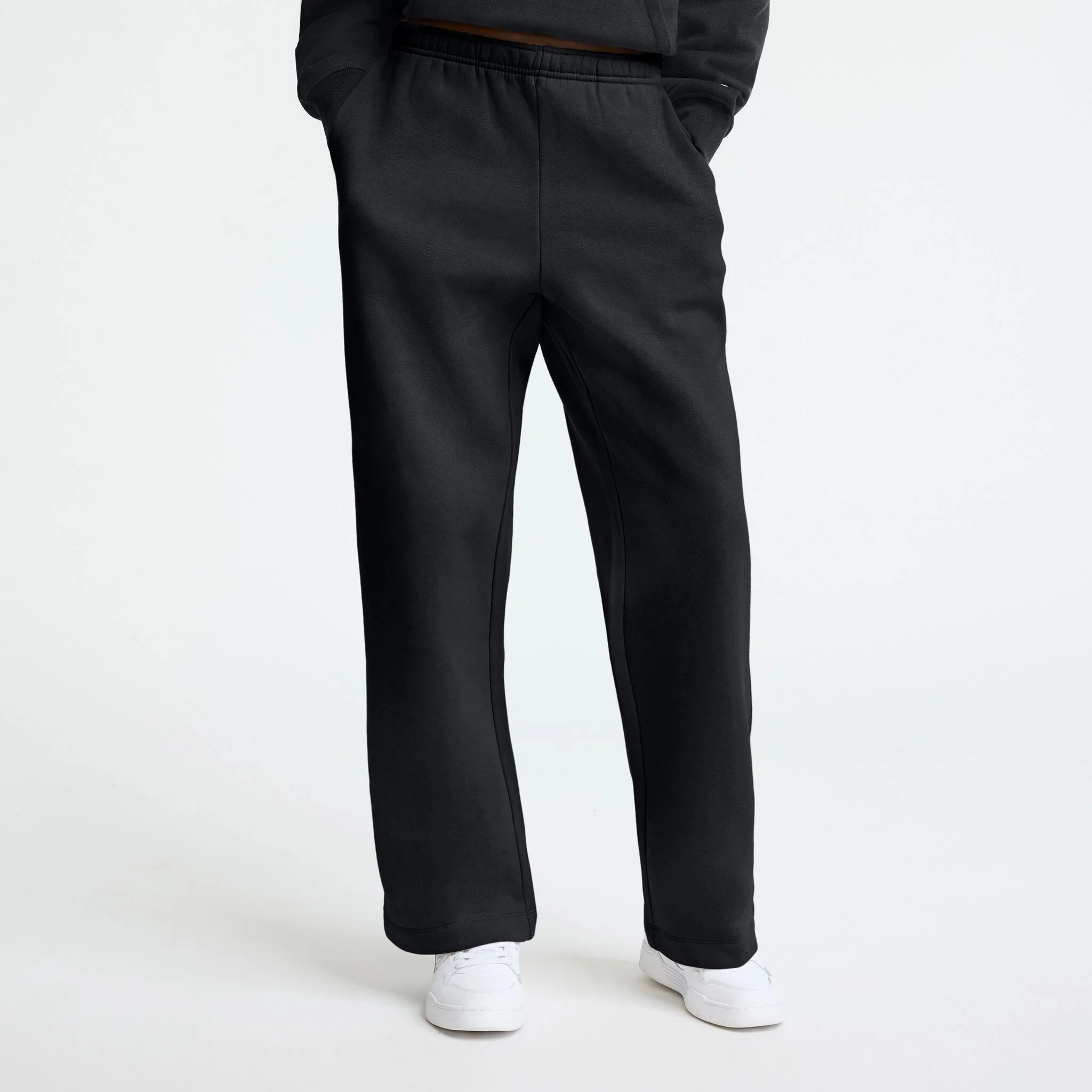 1476-powerblend-straight-hem-sweatpants-1.webp Powerblend Straight Hem Sweatpants