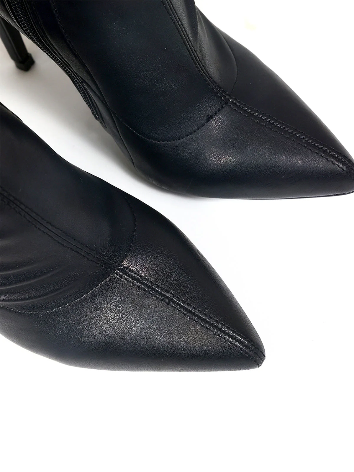 Gisele Stretchy Overknee Heeled Boots