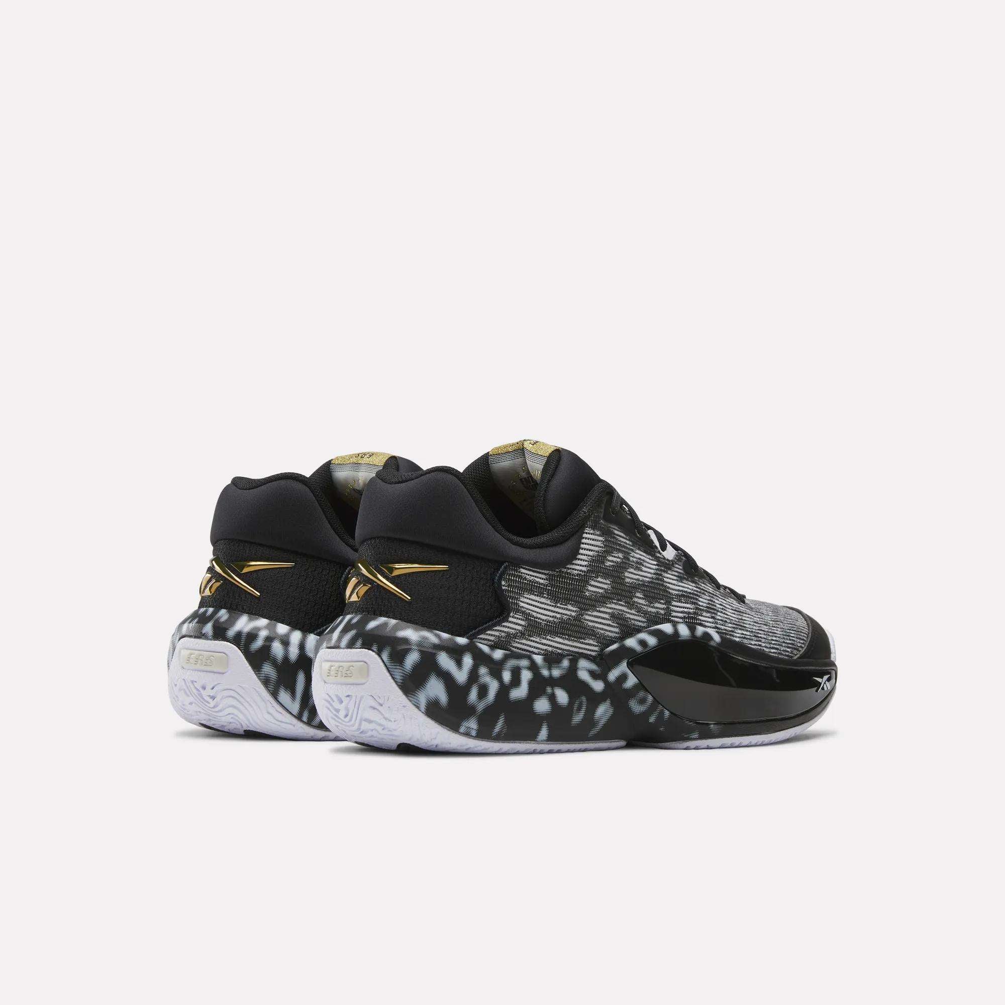 Engine A 26 Basketball Shoes
