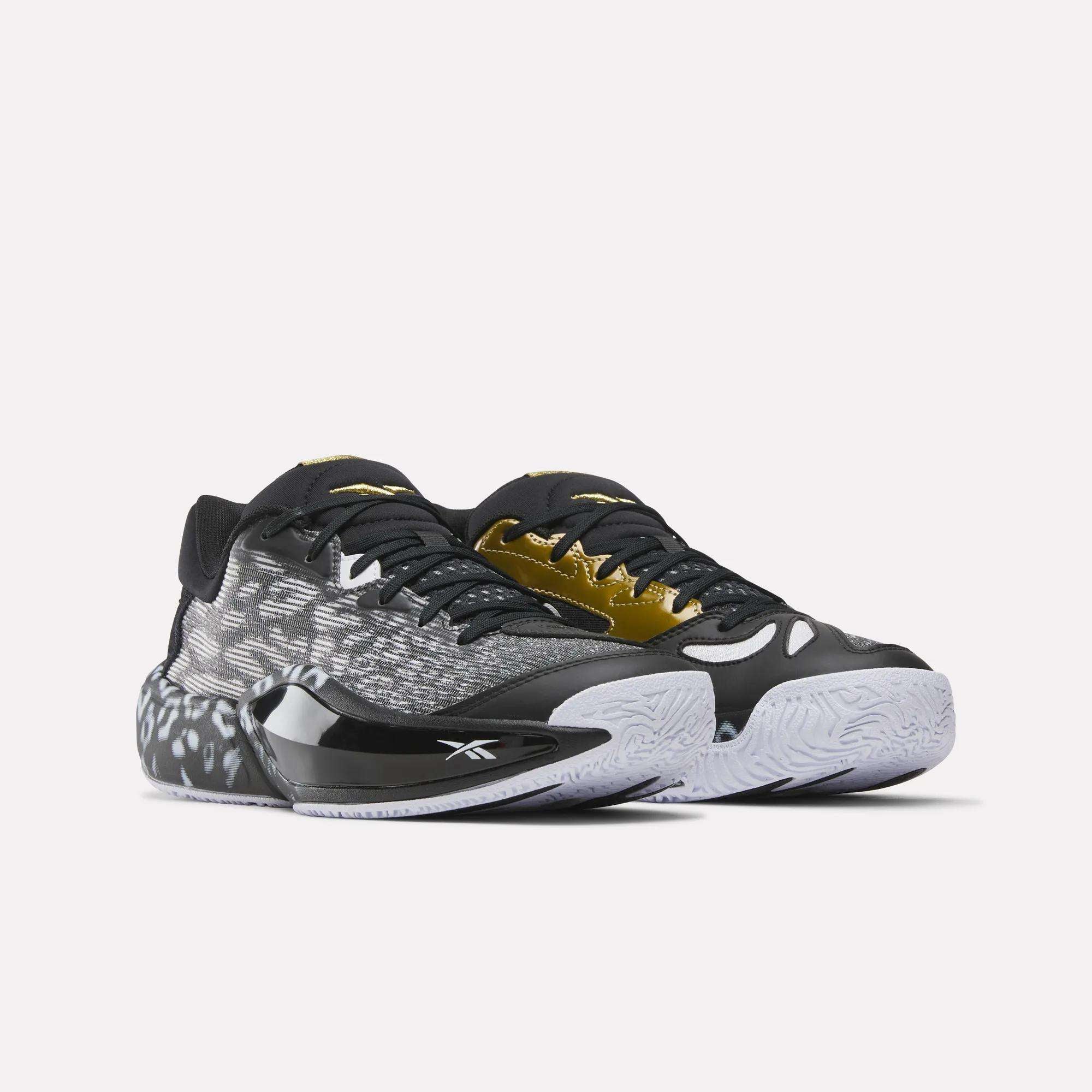 Engine A 26 Basketball Shoes