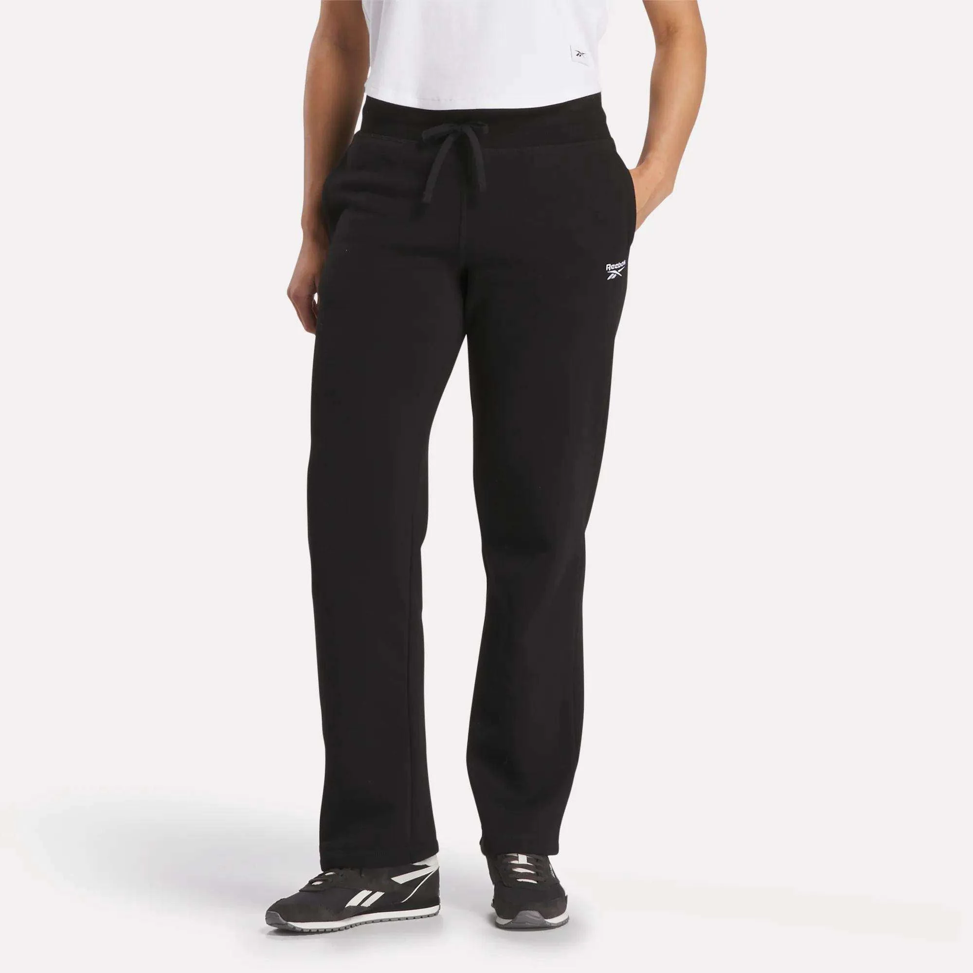 2046-women-s-cozy-classic-sweatpants-1.webp Women's Cozy Classic Sweatpants