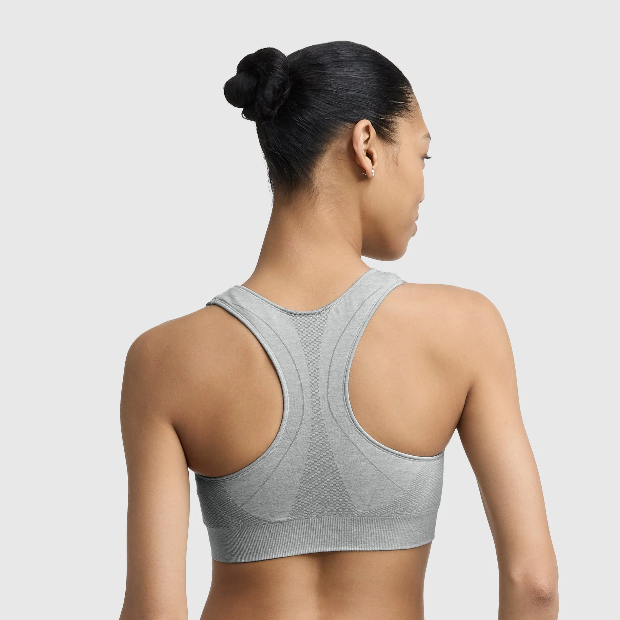 4431-seamless-racerback-sports-bra-2.webp Seamless Racerback Sports Bra