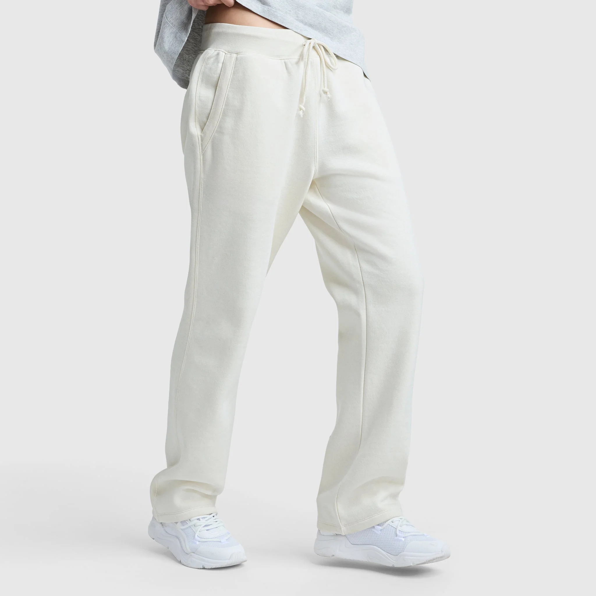 4464-powerblend-straight-hem-sweatpants-1.webp Powerblend Straight Hem Sweatpants