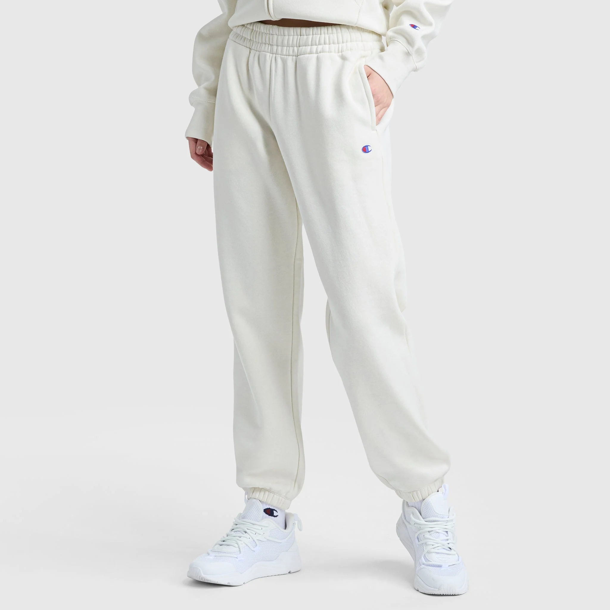 4711-powerblend-oversized-sweatpants-c-logo-1.webp Powerblend Oversized Sweatpants, C Logo