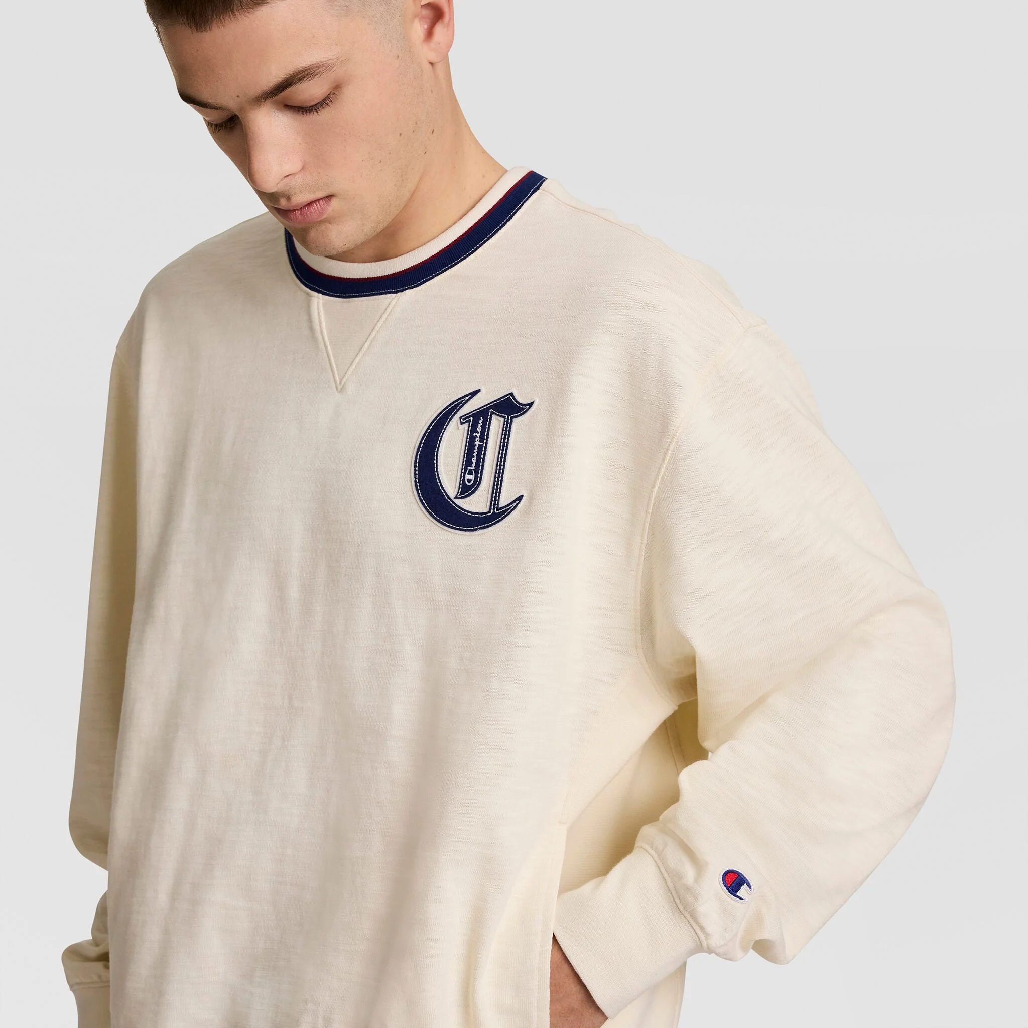 Modern Retro Washed Crew Sweatshirt, C Logo