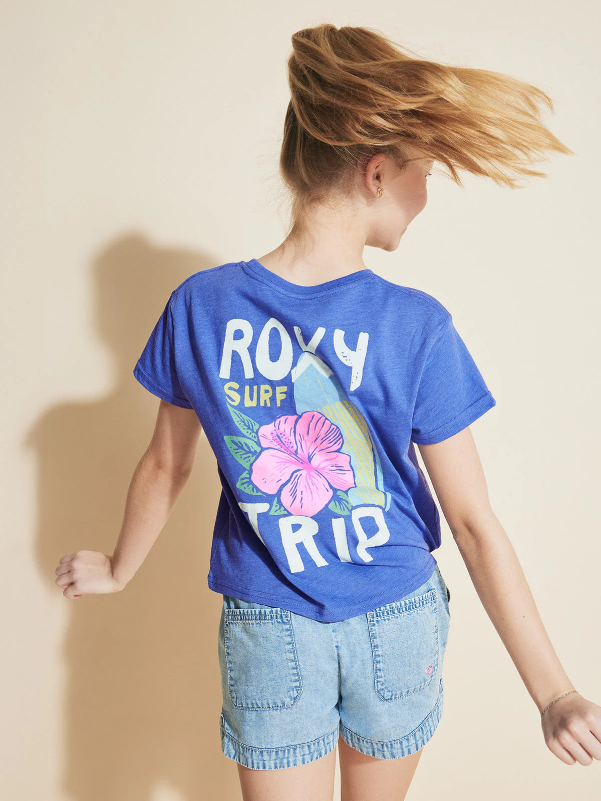 5990-girls-surf-trip-tee-2.webp Girls' Surf Trip Tee