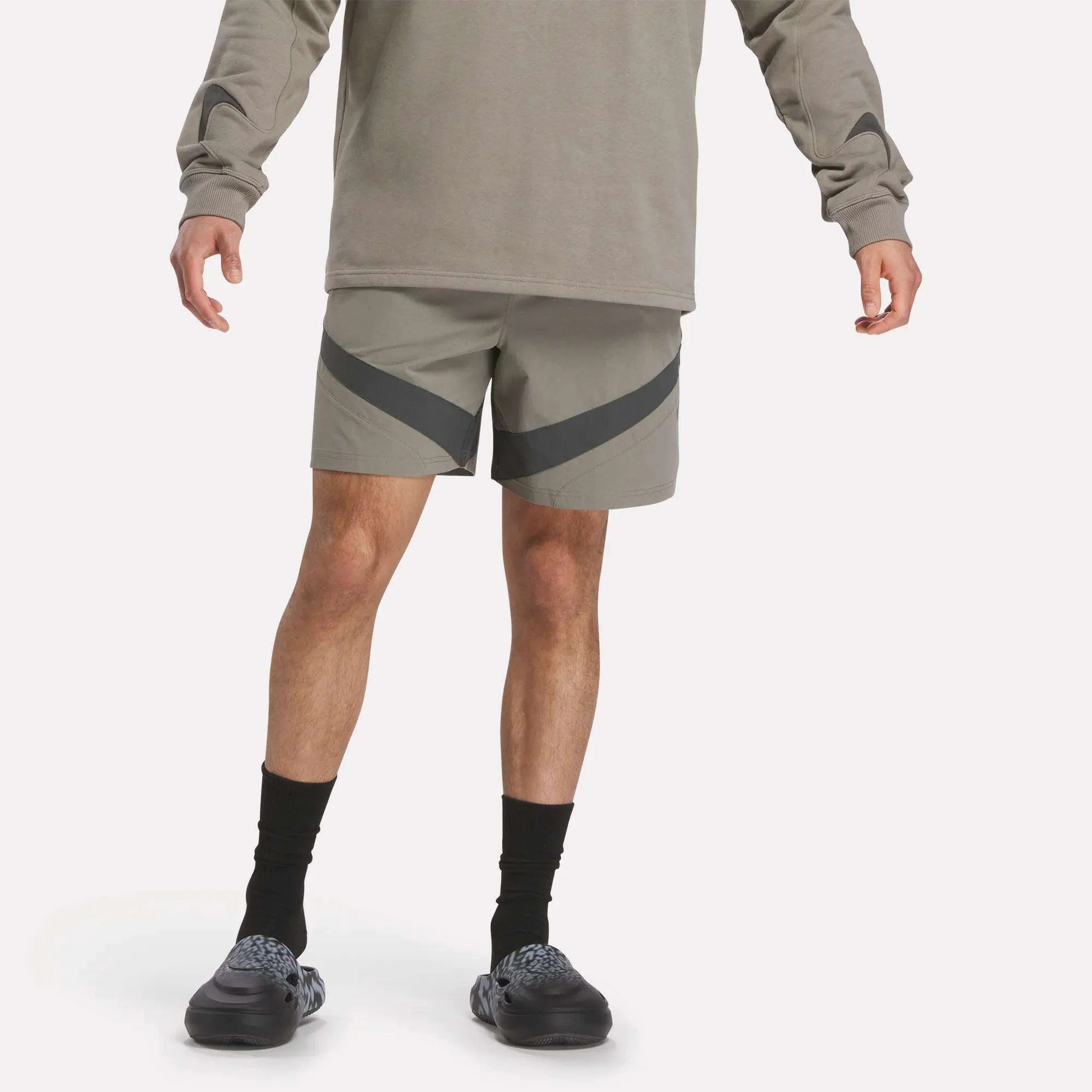 6160-woven-basketball-shorts-1.webp Woven Basketball Shorts