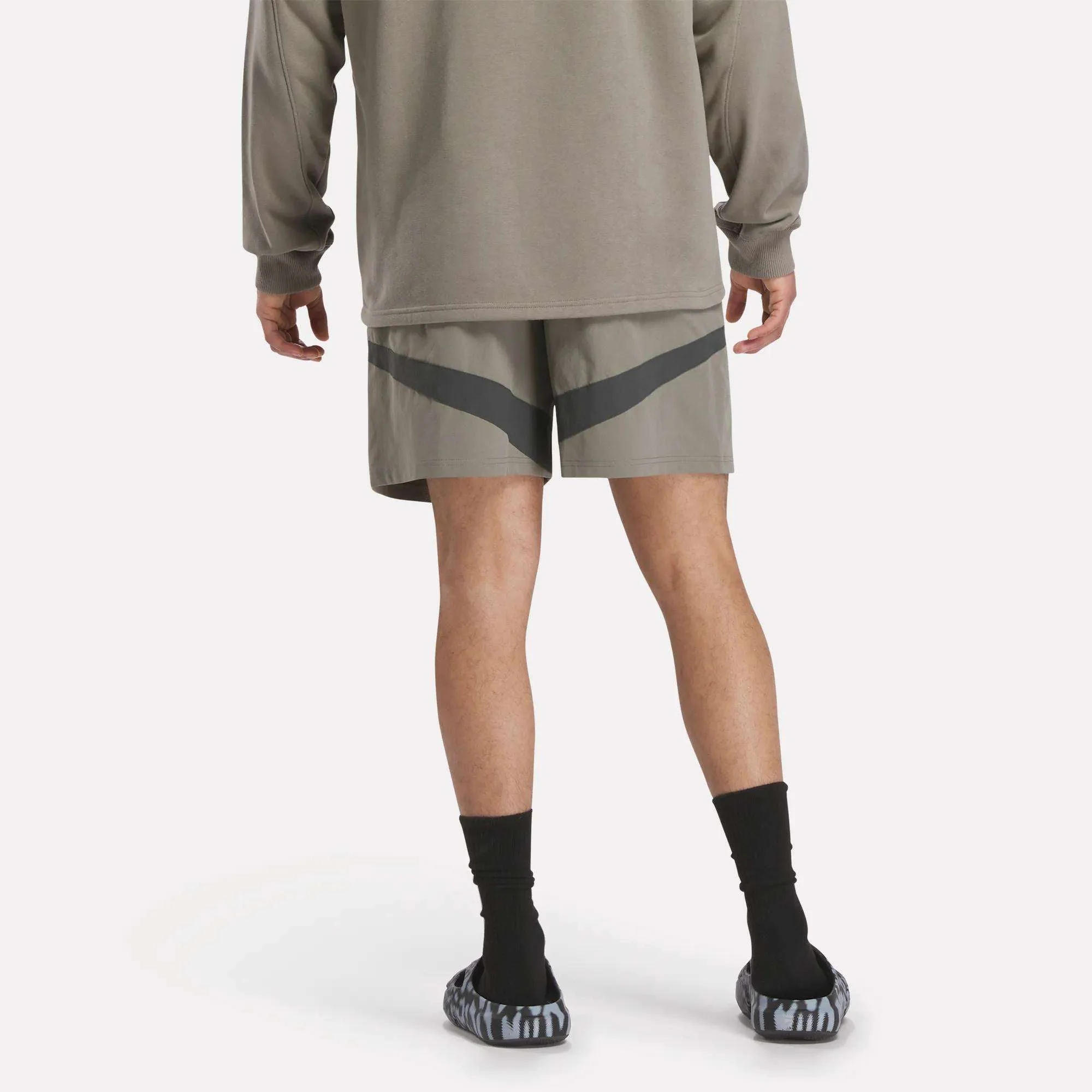 6160-woven-basketball-shorts-2.webp Woven Basketball Shorts
