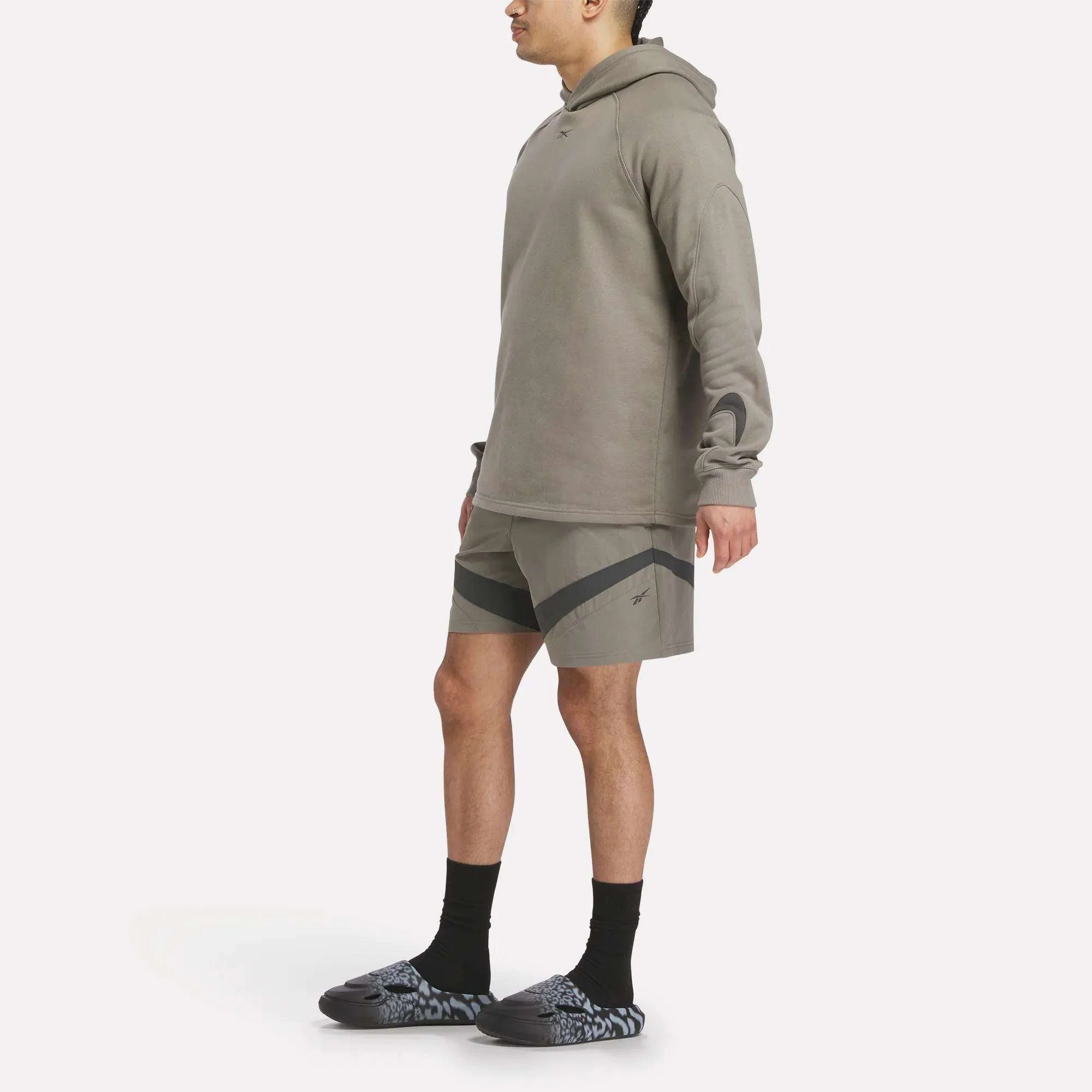 6160-woven-basketball-shorts-3.webp Woven Basketball Shorts