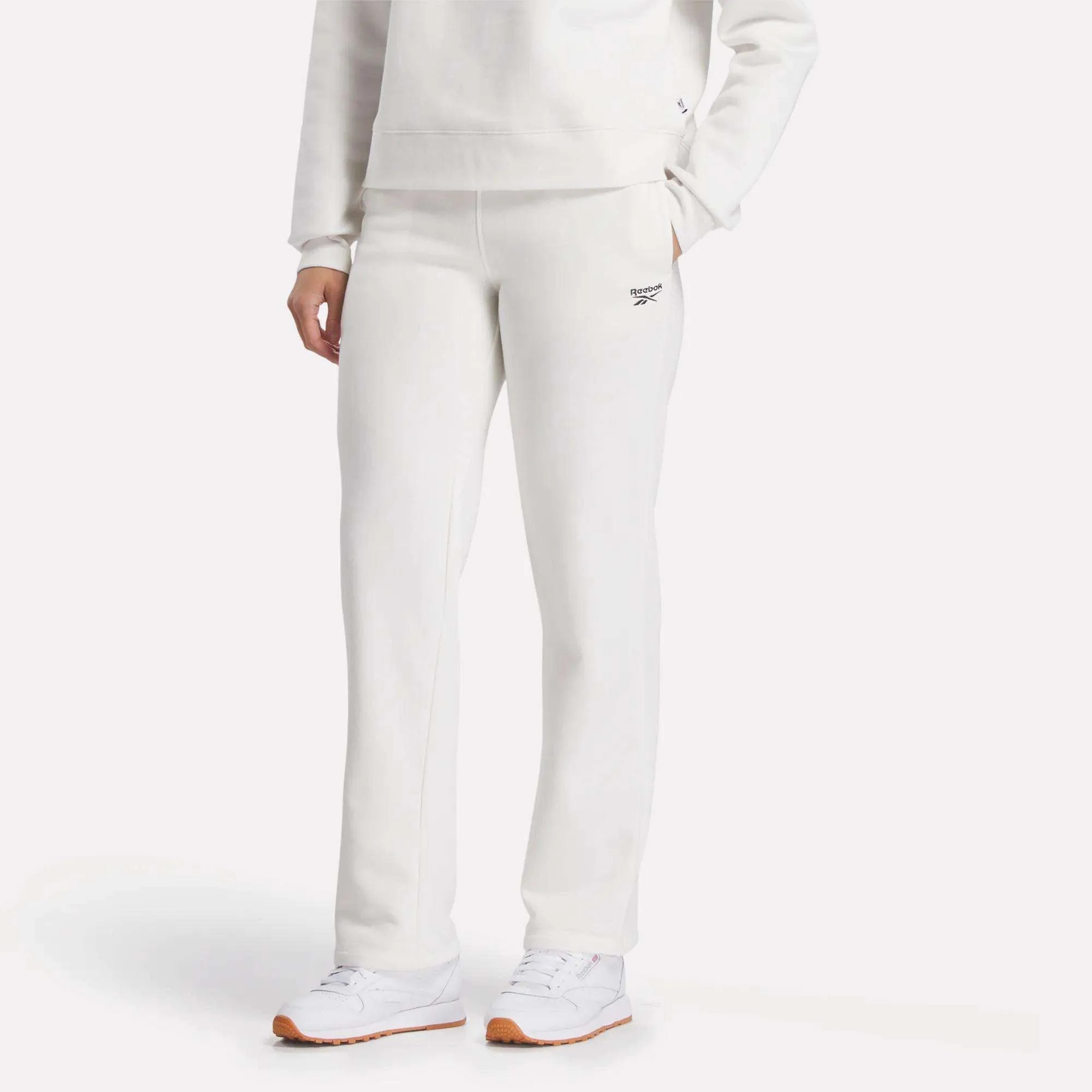 7081-women-s-cozy-classic-sweatpants-1.webp Women's Cozy Classic Sweatpants