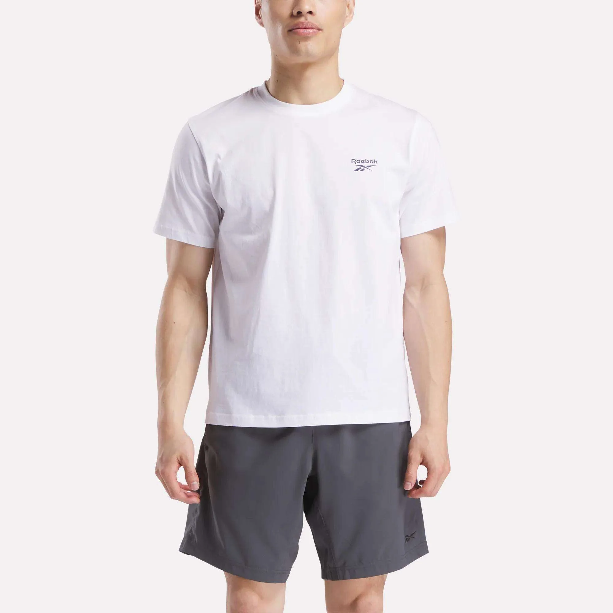 7128-men-s-small-logo-crewneck-short-sleeve-t-shirt-1.webp Men's Small Logo Crewneck Short Sleeve T-Shirt
