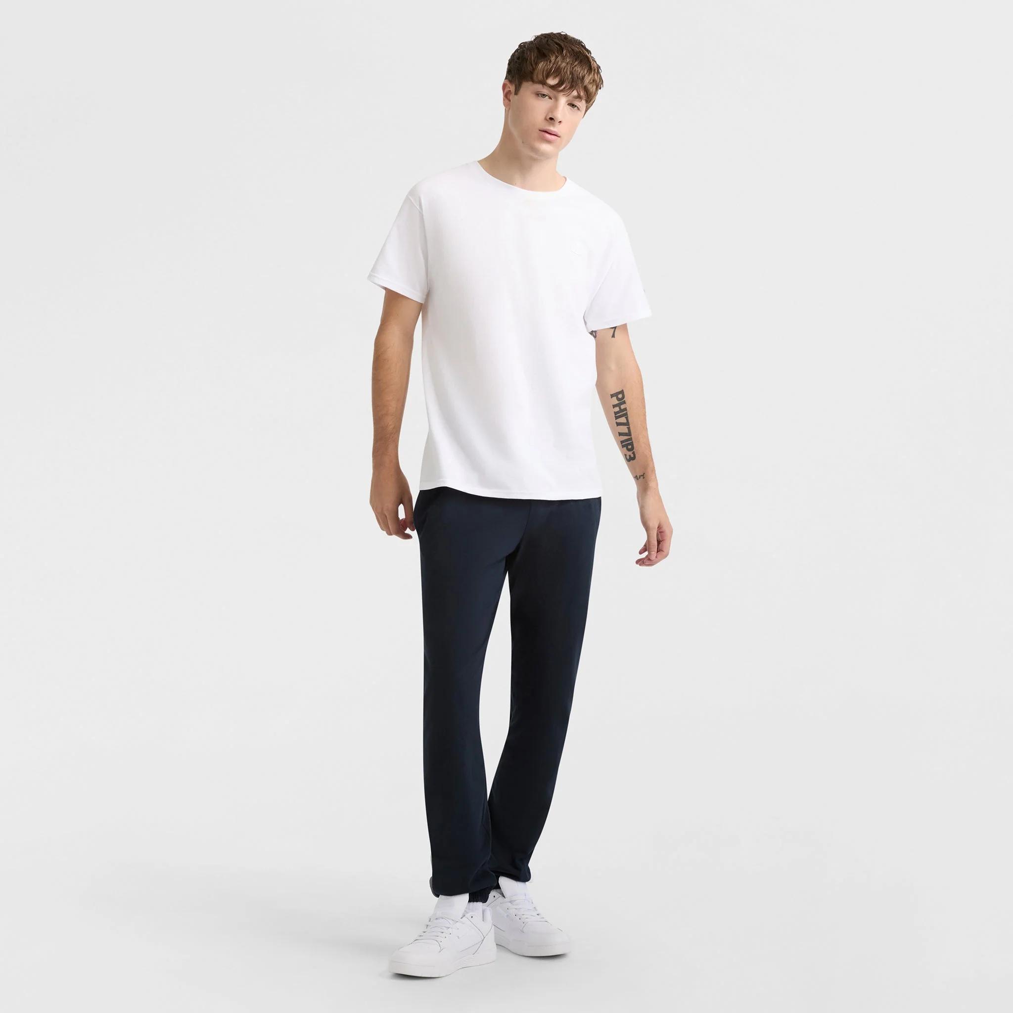 Classic T-Shirt, C Logo