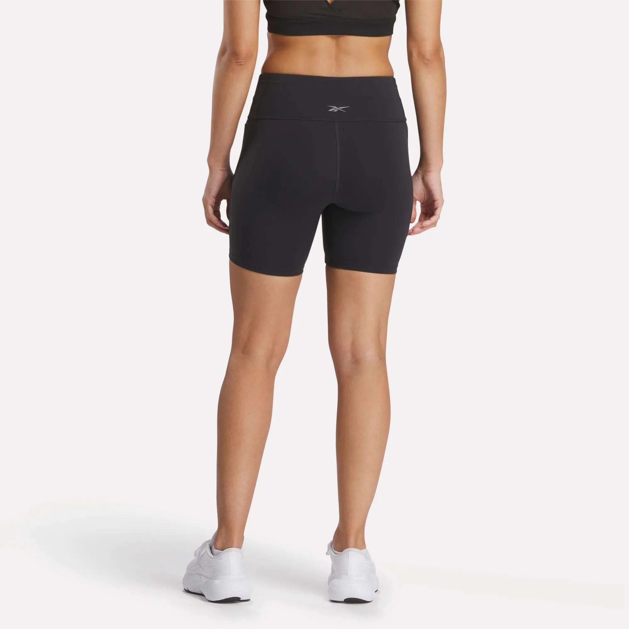 929-women-s-lux-high-rise-bike-shorts-3.webp Women's Lux High-Rise Bike Shorts