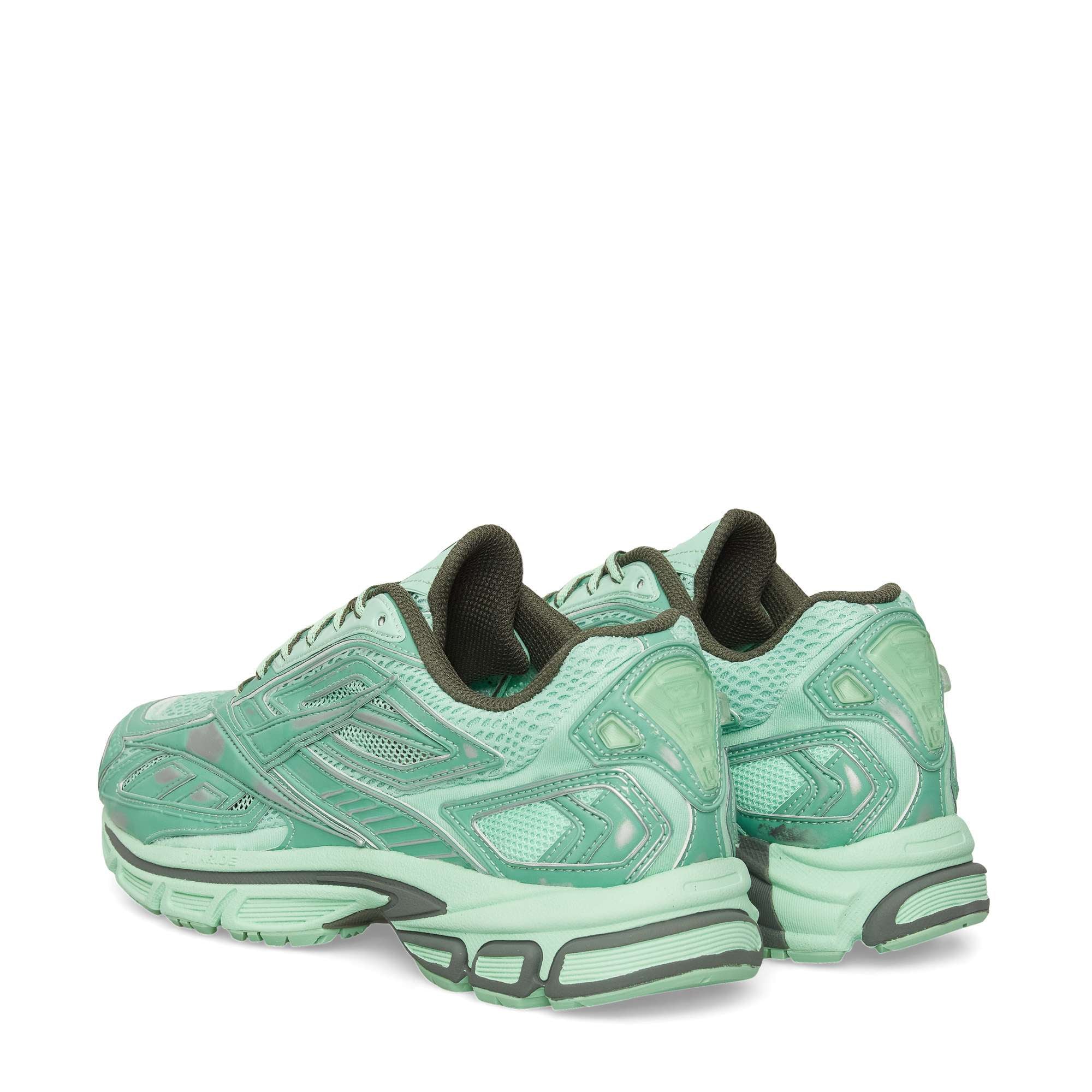Premier Road Ultra Shoes