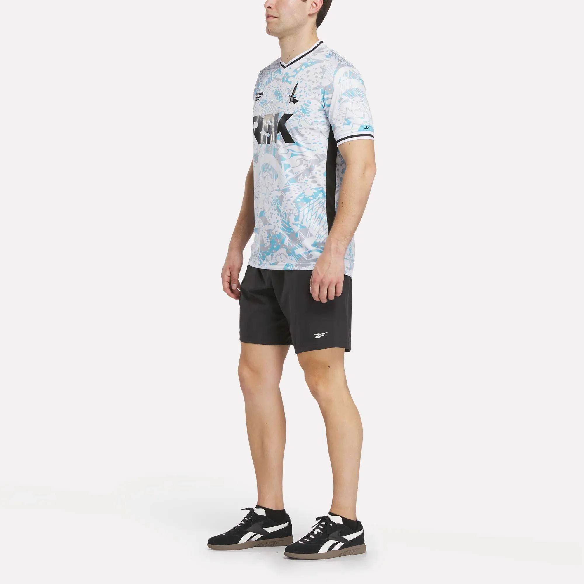 9585-men-s-charlton-away-jersey-3.webp Men's Charlton Away Jersey