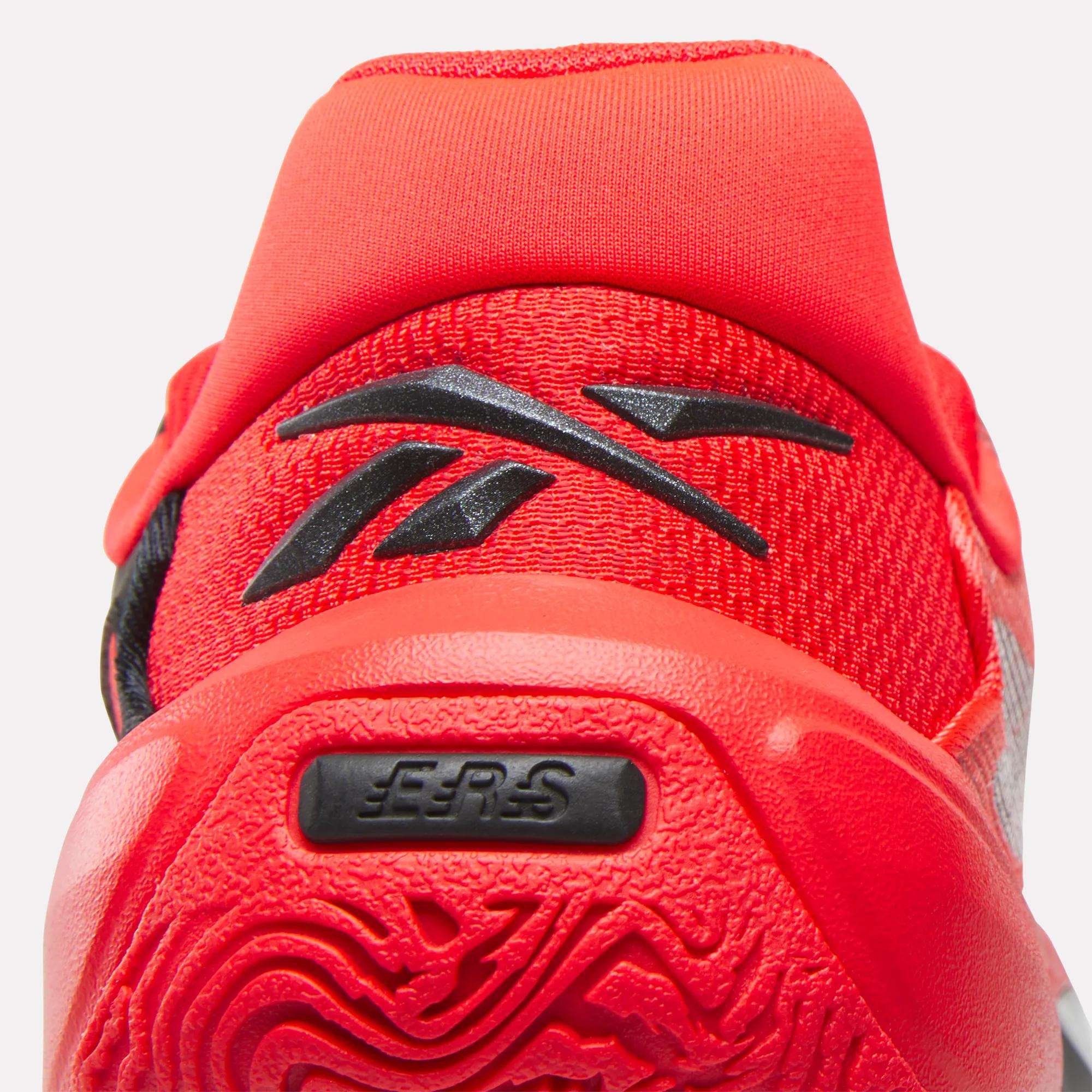 Engine A 26 Basketball Shoes